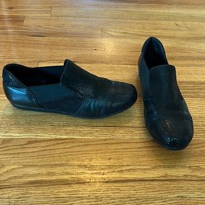 Vaneli Sport Black shoes size 9- Like New!